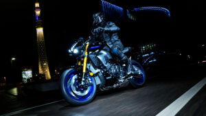 2024-Yamaha-MT10DX-EU-Icon_Performance-Action-002-03.jpg