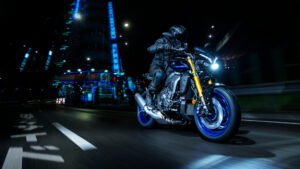 2024-Yamaha-MT10DX-EU-Icon_Performance-Action-006-03.jpg