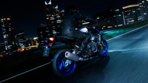 2024-Yamaha-MT10DX-EU-Icon_Performance-Action-008-03.jpg