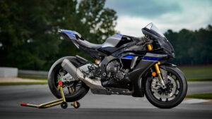 2024-Yamaha-YZF1000R1SPL-EU-Icon_Performance-Static-001-03-2.jpg