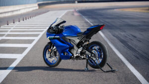 2025-Yamaha-YZF-R125-EU-Icon_Blue-Static-003-03