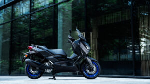 2025-Yamaha-XMAX250A-EU-Icon_Black_-Static-004-03