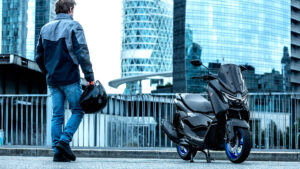 2025-Yamaha-G125YM-EU-Icon_Black_-Static-008-03