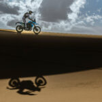 2025-Yamaha-XTZ700SPR-EU-Sky_Blue-Action-009-03