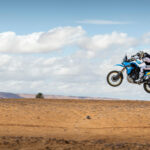 2025-Yamaha-XTZ700SPR-EU-Sky_Blue-Action-018-03