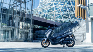 2026-Yamaha-G150SV-EU-Crystal_Graphite-Static-004-03