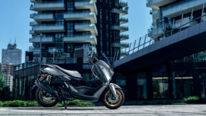 2026-Yamaha-G150SV-EU-Crystal_Graphite-Static-005-03