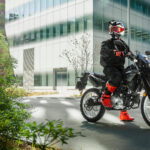 2026-Yamaha-WR125-EU-Yamaha_Black-Static-007-03