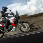 2026-Yamaha-XTZ700D-EU-Redline_White-Action-020-03
