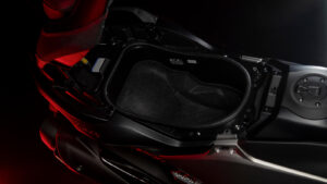 2026_YAM_XP500ASV_EU_MDNMD_DET_022_03_preview